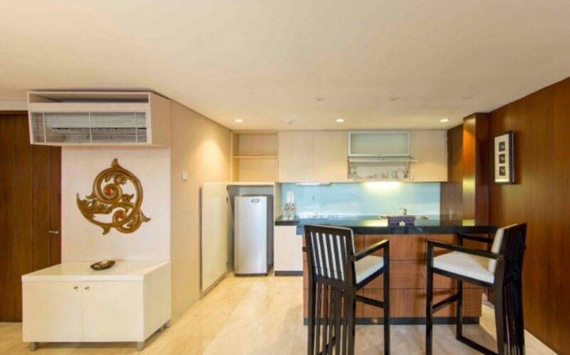 Le Grande Bali Hotell Uluwatu Exteriör bild A kitchen in a hotel suite